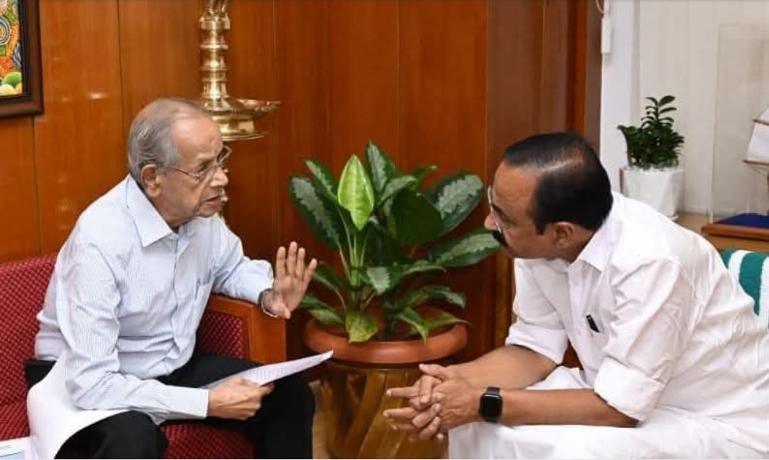 Read more about the article സിൽവർലൈന് പകരം പുതിയ അതിവേഗ റെയിൽ പദ്ധതി; മുഖ്യമന്ത്രിയുമായി കൂടിക്കാഴ്ച നടത്തി ഇ. ശ്രീധരൻ