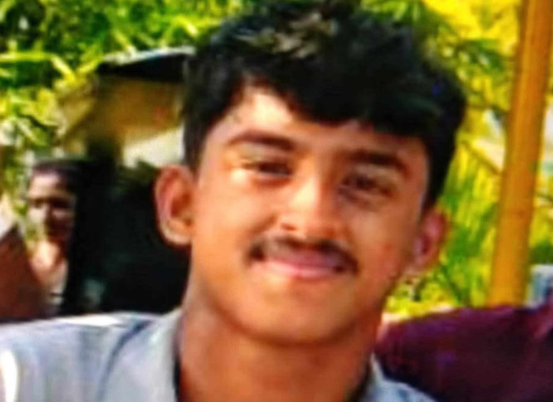 You are currently viewing നിയന്ത്രണം വിട്ട സ്കൂട്ടർ മറിഞ്ഞ് വിദ്യാർത്ഥിക്ക് ദാരുണാന്ത്യം
