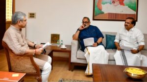 Read more about the article കൂടുതൽ ട്രെയിൻ സ്റ്റോപ്പുകൾ ആവശ്യപ്പെട്ടു; റെയിൽവേ മന്ത്രിയെ കണ്ടു രാജീവ് ചന്ദ്രശേഖറും പി.കെ. കൃഷ്ണദാസും