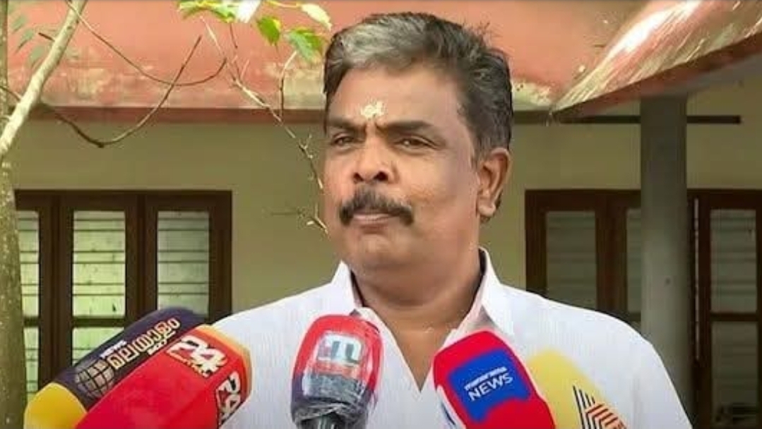 Read more about the article ദേവസ്വം ബോർഡ് മുൻ ഉദ്യോഗസ്ഥൻ മുരാരി ബാബു അന്തരിച്ചു