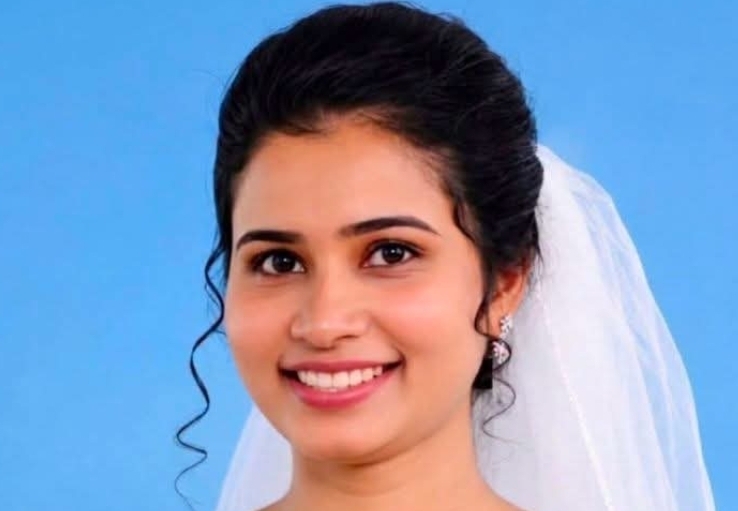 Read more about the article കണ്ണൂരിൽ ഇടിമിന്നലേറ്റ് വീട്ടമ്മ മരിച്ചു; രണ്ടുപേർക്ക് പരിക്ക്