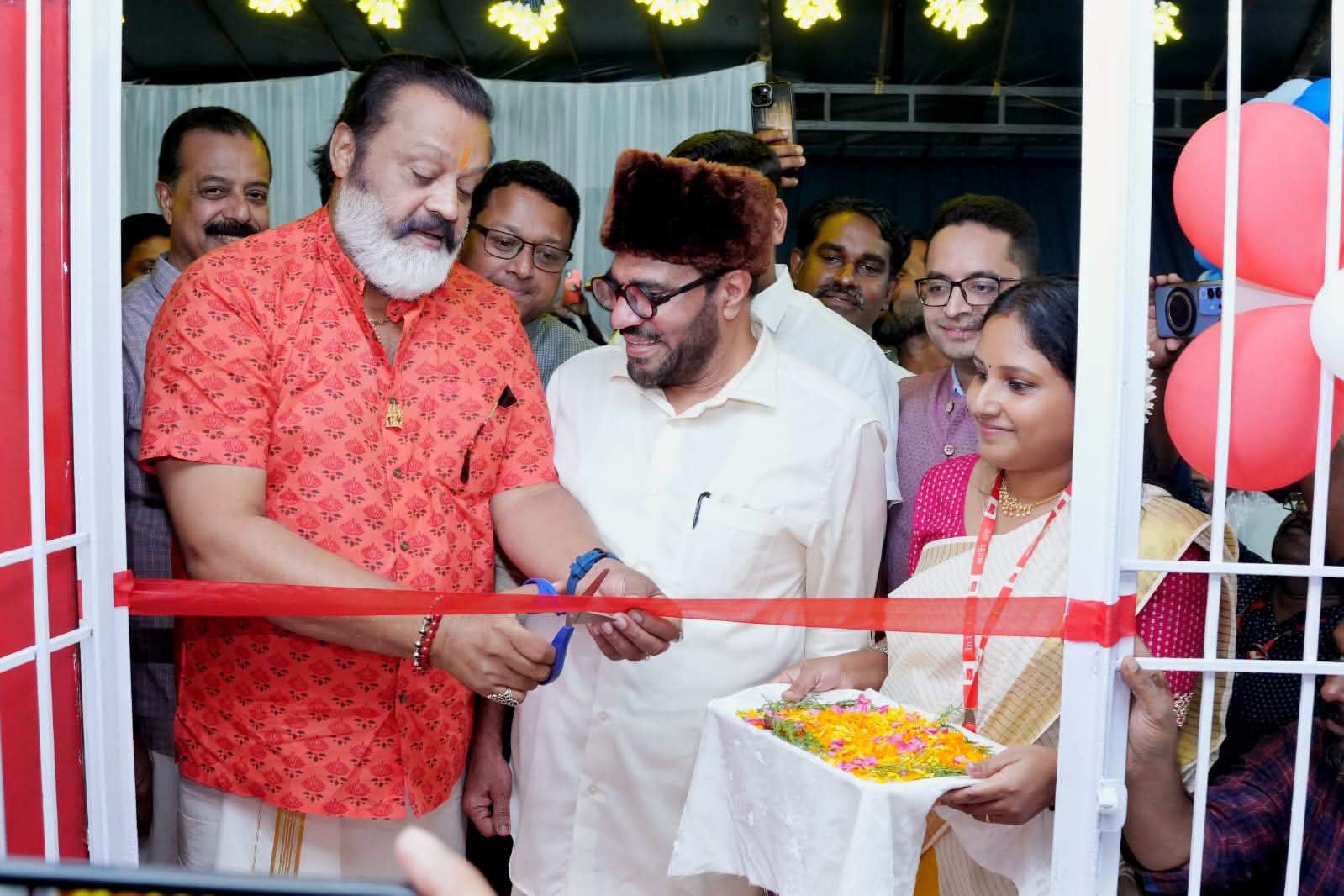 Read more about the article തവനൂരിൽ പോസ്റ്റ് ഓഫീസ് പാസ്പോർട്ട് സേവാകേന്ദ്രം ഉദ്ഘാടനം ചെയ്തു; കേരളത്തിലെ എല്ലാ ലോക്സഭാ മണ്ഡലങ്ങളിലും ഇനി പാസ്പോർട്ട് സേവനസൗകര്യം