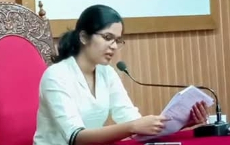 You are currently viewing പാലാ നഗരസഭയിൽ യുഡിഎഫിന് ഭരണം നഷ്ടം; അവിശ്വാസ പ്രമേയം പാസായി, ദിയ ബിനു അധ്യക്ഷ സ്ഥാനത്ത് നിന്ന് പുറത്ത്