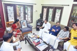 Read more about the article എം.ടി. വാസുദേവൻ നായരുടെ പേരിൽ രാജ്യത്തെ ഏറ്റവും വിശാലമായ സാംസ്കാരിക പാർക്ക്; 50 കോടി രൂപയുടെ പദ്ധതി പ്രഖ്യാപിച്ച് മന്ത്രി പി.സി. വിഷ്ണുനാഥ്