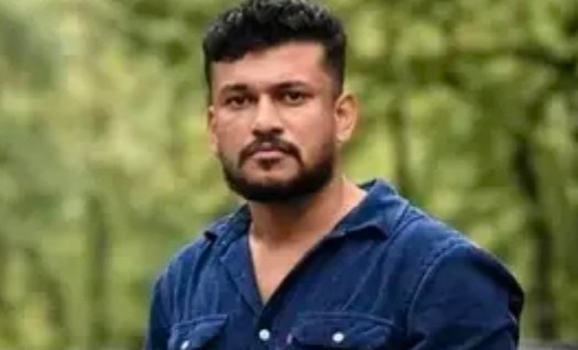 Read more about the article പോലീസിനെ വെല്ലുവിളിച്ച് ഒളിവിൽ; അർജുൻ ആയങ്കി കണ്ണൂരിൽ പിടിയിൽ