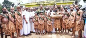 Read more about the article മന്നാൻ, പാളിയ ഊരുകളിൽ ‘ഊരുണർവ്’; ജനങ്ങൾക്കൊപ്പം മന്ത്രി ഷിബു ബേബി ജോൺ