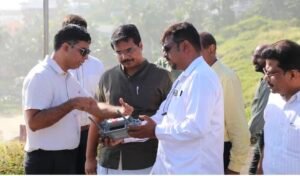 Read more about the article മത്സ്യത്തൊഴിലാളികളുടെ കടൽസുരക്ഷയ്ക്ക് ഡ്രോൺ സാങ്കേതികവിദ്യ; വിഴിഞ്ഞത്ത് സാധ്യതാ പഠനം