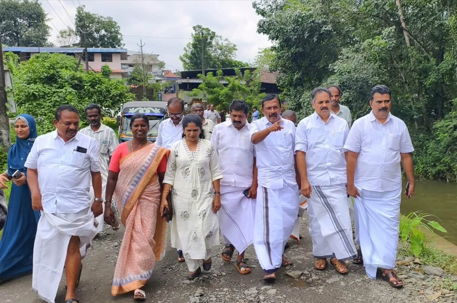 Read more about the article കോതമംഗലത്തെ ഗ്രാമീണ റോഡുകൾക്ക് 6.25 കോടിയുടെ വികസനപദ്ധതി; മുടങ്ങിയ നിർമാണങ്ങൾ പുനരാരംഭിച്ചു