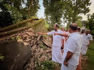 Read more about the article പഴശ്ശി ഓവർഹെഡ് കോൺക്രീറ്റ് കനാൽ ഇടിഞ്ഞുവീണു; വൻ അപകടം ഒഴിവായി