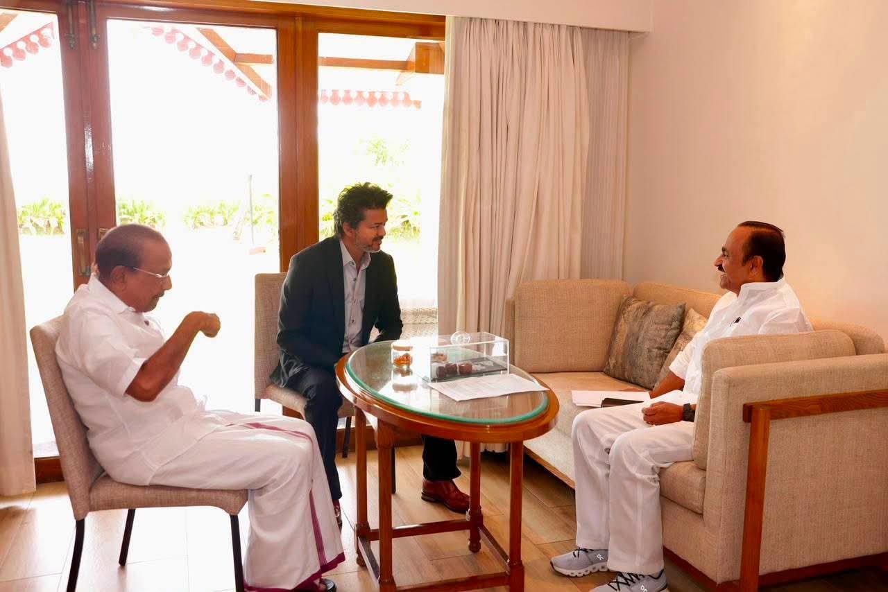 Read more about the article സതേൺ സോണൽ കൗൺസിൽ യോഗം മഹാബലിപുരത്ത്; തമിഴ്നാട് മുഖ്യമന്ത്രിയുമായി കൂടിക്കാഴ്ച നടത്തി വി.ഡി. സതീശൻ