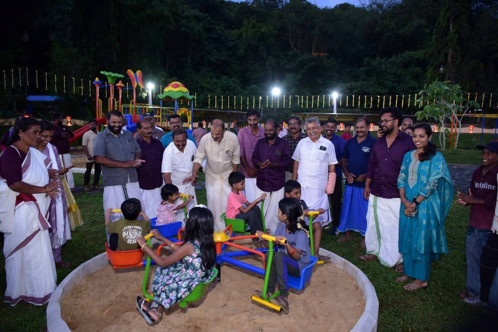 Read more about the article നെയ്യാർ ഡാമിലെ നവീകരിച്ച ചിൽഡ്രൻസ് പാർക്ക് ഉദ്ഘാടനം ചെയ്തു