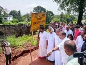 Read more about the article എളയാവൂരിൽ ദേശീയപാത വികസന മേഖലയിലെ മണ്ണിടിച്ചിൽ; ആശങ്കയിൽ പ്രദേശവാസികൾ