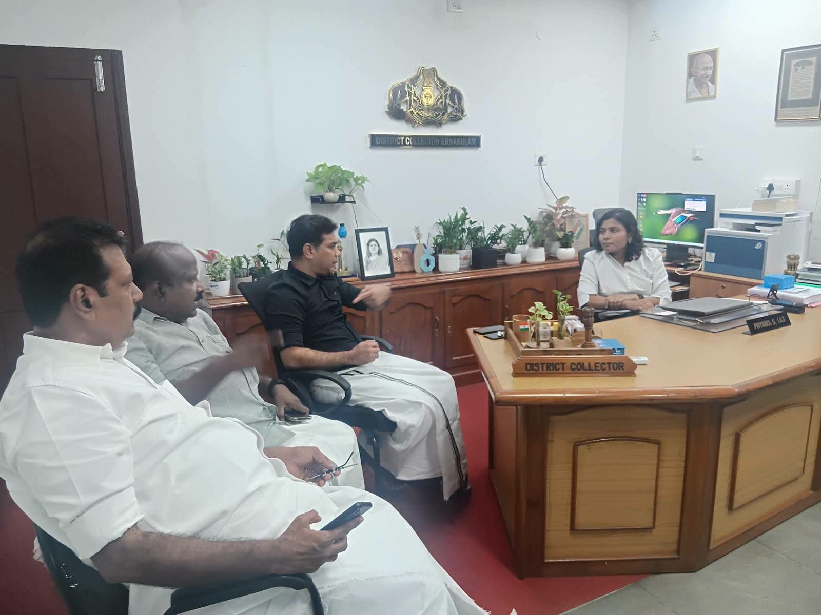 Read more about the article ഗോശ്രീ-ബോൾഗാട്ടി പാലത്തിന് സമാന്തര പാലം: സർവേ രണ്ടാഴ്ചയ്ക്കകം പൂർത്തിയാക്കാൻ നിർദേശം