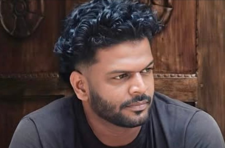 You are currently viewing പിറവത്ത് സുഹൃത്ത് പെട്രോൾ ഒഴിച്ച് കത്തിച്ച യുവാവ് മരിച്ചു