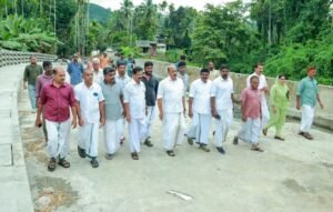 Read more about the article വല്ലത്തായ് കടവ് പാലം തുറന്നു; വർഷങ്ങളുടെ കാത്തിരിപ്പിന് അറുതിവന്നു