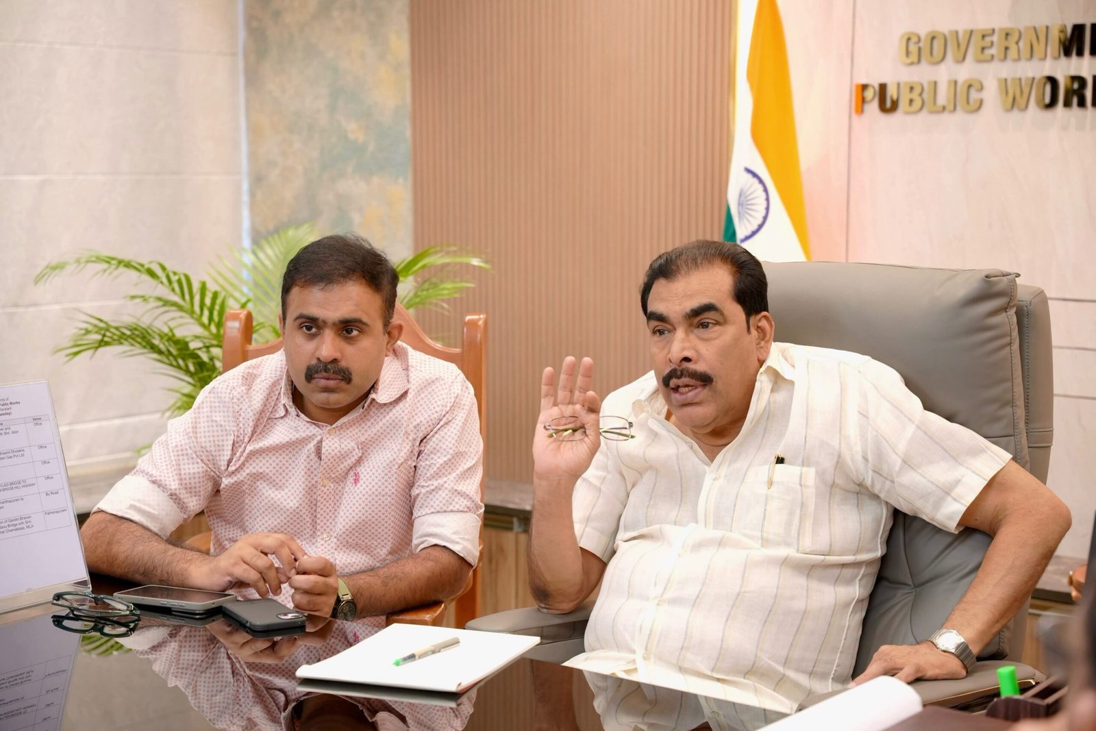 Read more about the article അബാൻ മേൽപ്പാലം: ആറുമാസത്തിനകം പണി പൂർത്തിയാക്കണമെന്ന് മന്ത്രി; കരാറുകാരന് കർശന നിർദേശം