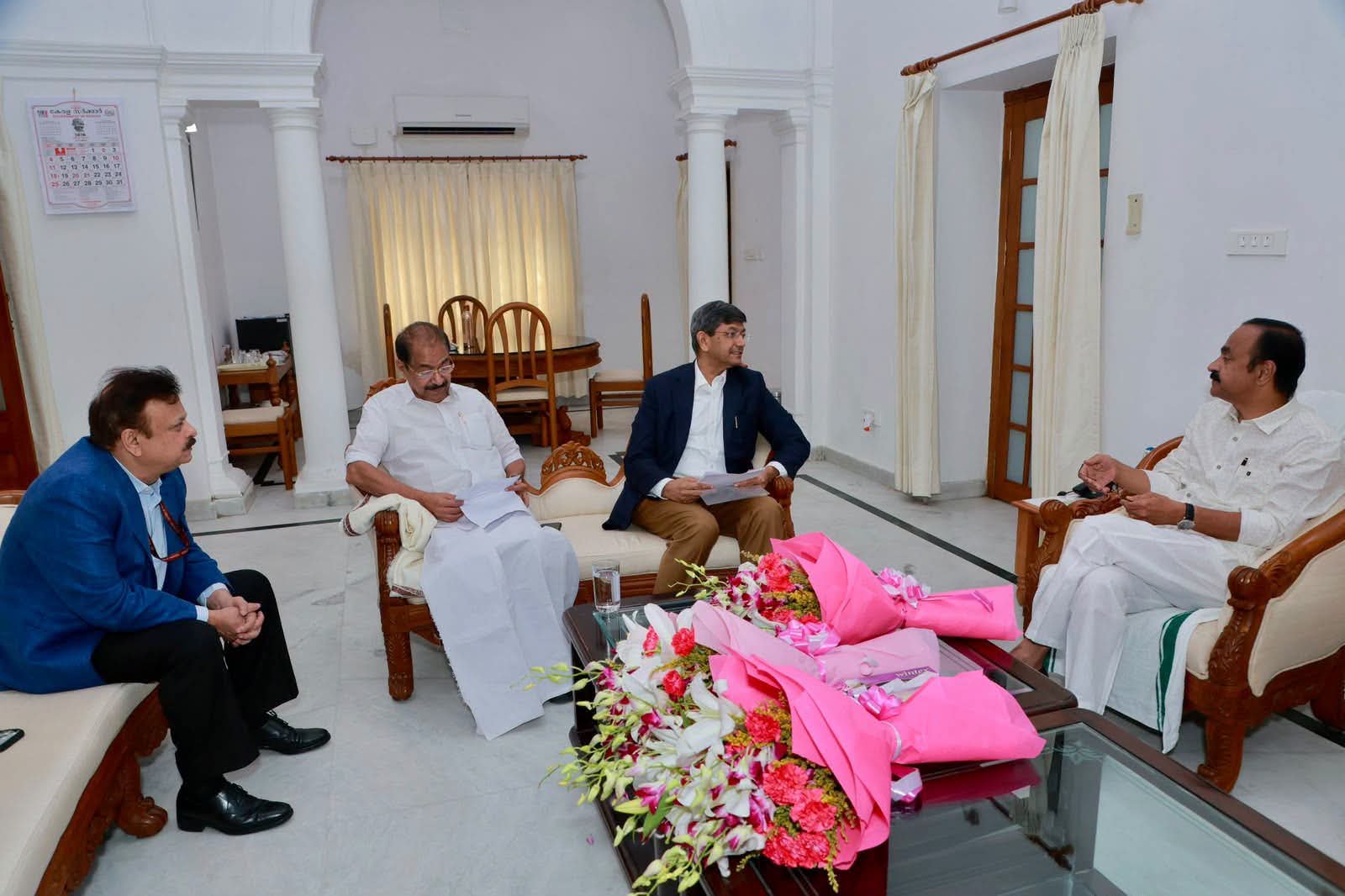 Read more about the article വൈദ്യുതി പ്രതിസന്ധിക്ക് പരിഹാര നടപടികൾ; എൻടിപിസിയുമായി നിർണായക ധാരണകൾ