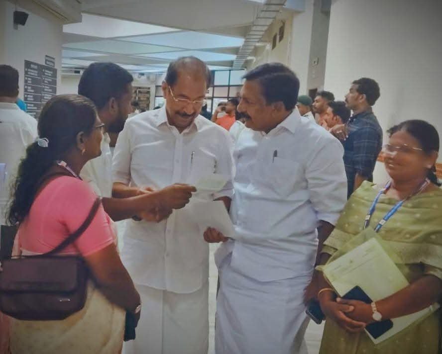 Read more about the article ഭൂതത്താൻകെട്ട് ജലവൈദ്യുത പദ്ധതി പുനരാരംഭിക്കും; വൈദ്യുതി മന്ത്രിക്ക് നന്ദിയറിയിച്ച് ഷിബു തെക്കുംപുറം